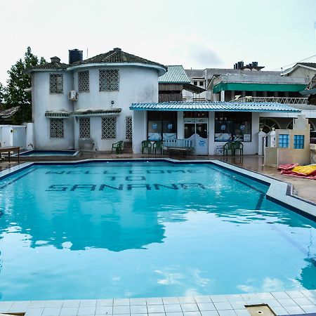 Sanana Conference Center And Holiday Resort Mombasa Kültér fotó