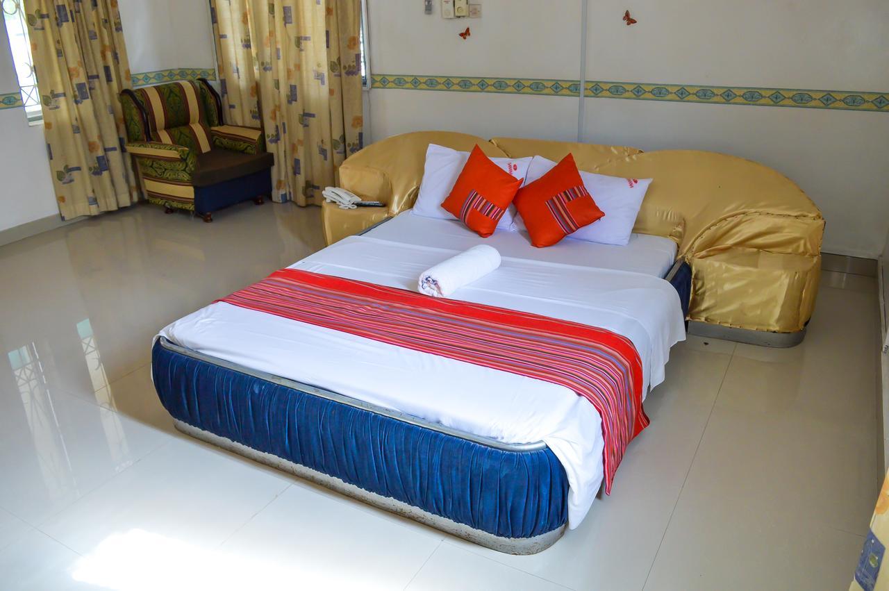 Sanana Conference Center And Holiday Resort Mombasa Kültér fotó