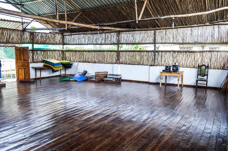 Sanana Conference Center And Holiday Resort Mombasa Kültér fotó